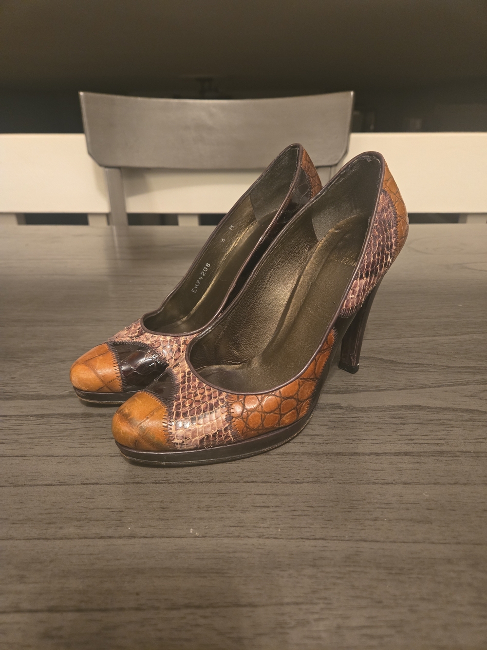 Stuart Weitzman Brown Croc-Embossed Platform Pumps